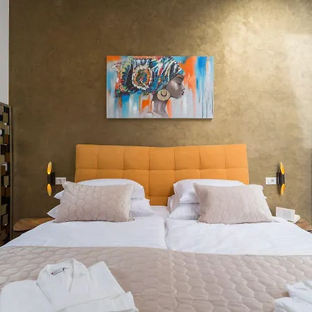 Σπίτι διακοπών Atemberaubende Mit Pool, Jacuzzi, Sauna, Panoramablick, Eigener Taverne, Spielplatz, Kamin